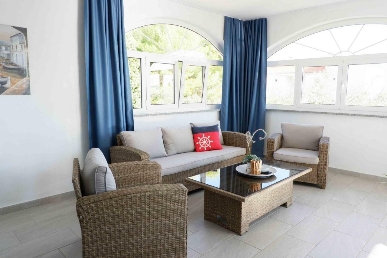 Apartment Ponos Krk Town Luaran gambar